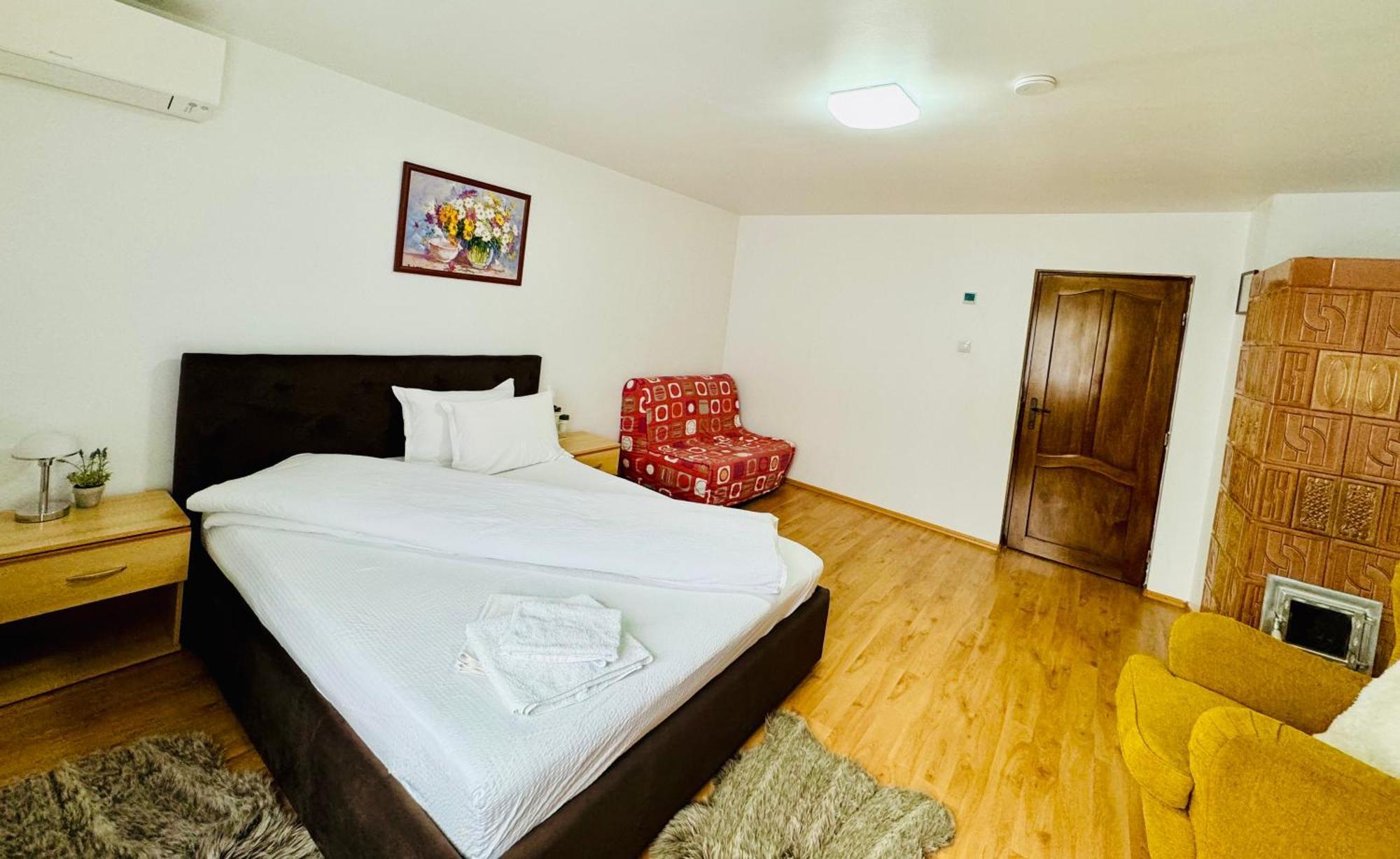 Cazare Colibita Casa Lipan Ngoại thất bức ảnh